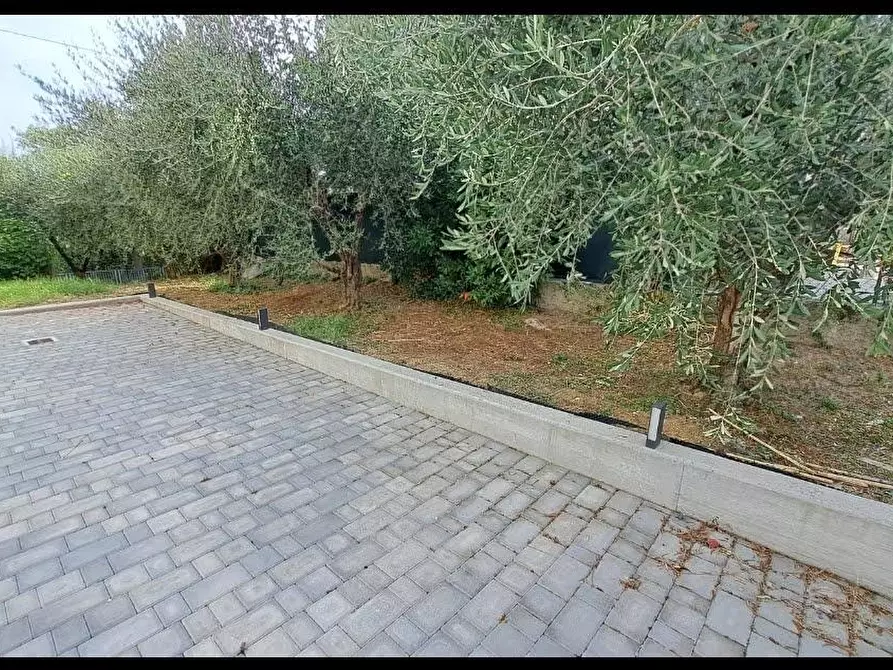 Immagine 7 di Appartamento in vendita  in VIA MARTIRI UNGHERESI 30 a Barbara