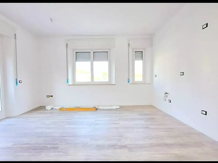 Immagine 13 di Appartamento in vendita  in VIA MARTIRI UNGHERESI 30 a Barbara