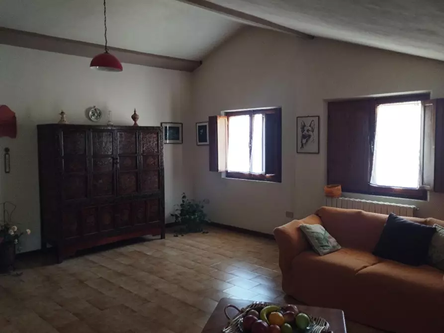 Immagine 5 di Villa in vendita  in CASTELVECCHIO a Barchi