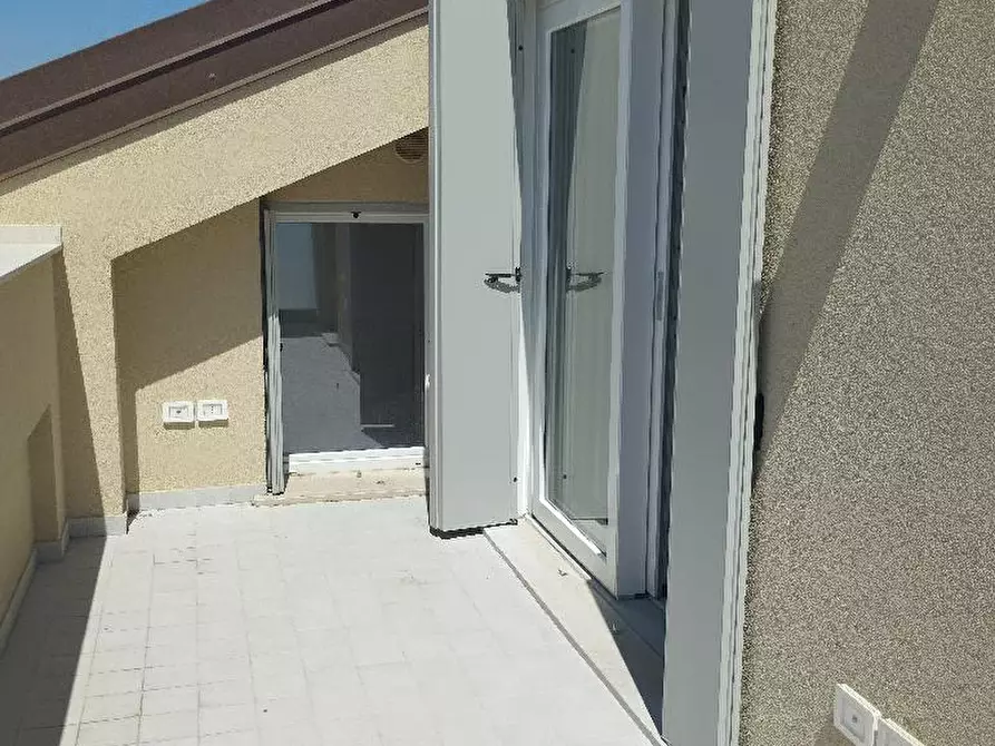 Immagine 14 di Attico in vendita  in ZONA MOLINELLO a Senigallia