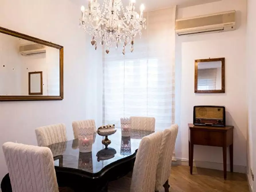 Immagine 11 di Appartamento in vendita  in VIA LORETO, 11 a Ancona