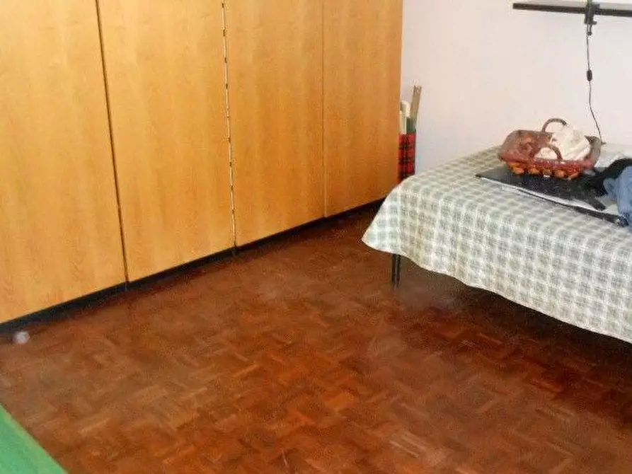 Immagine 8 di Appartamento in vendita  in VIA TIZIANO, 30 ( INT.3) a Ancona