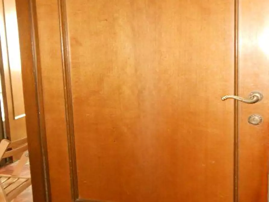 Immagine 9 di Appartamento in vendita  in VIA TIZIANO, 30 ( INT.3) a Ancona