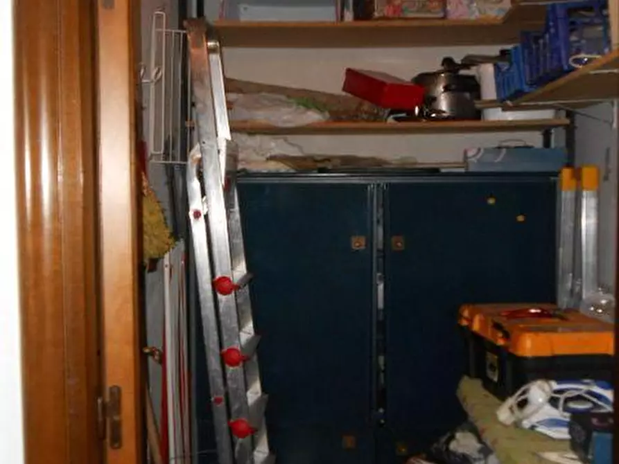 Immagine 31 di Appartamento in vendita  in VIA TIZIANO, 30 ( INT.3) a Ancona