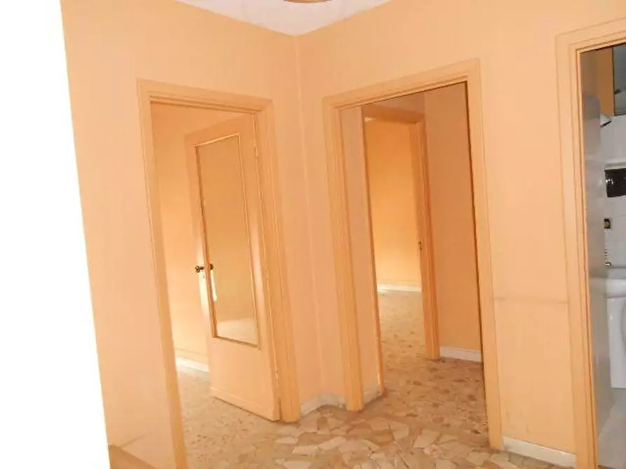 Immagine 9 di Locale residenziale in affitto  in VIA XXIX SETTEMBRE a Ancona