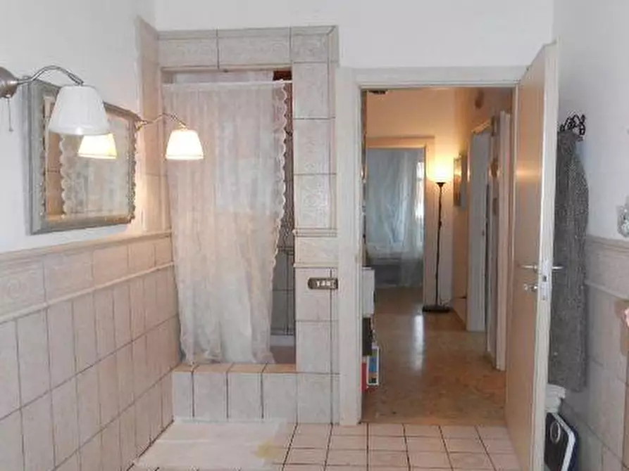 Immagine 35 di Appartamento in vendita  in VIA MARTIRI DELLA RESISTENZA, 63 a Ancona