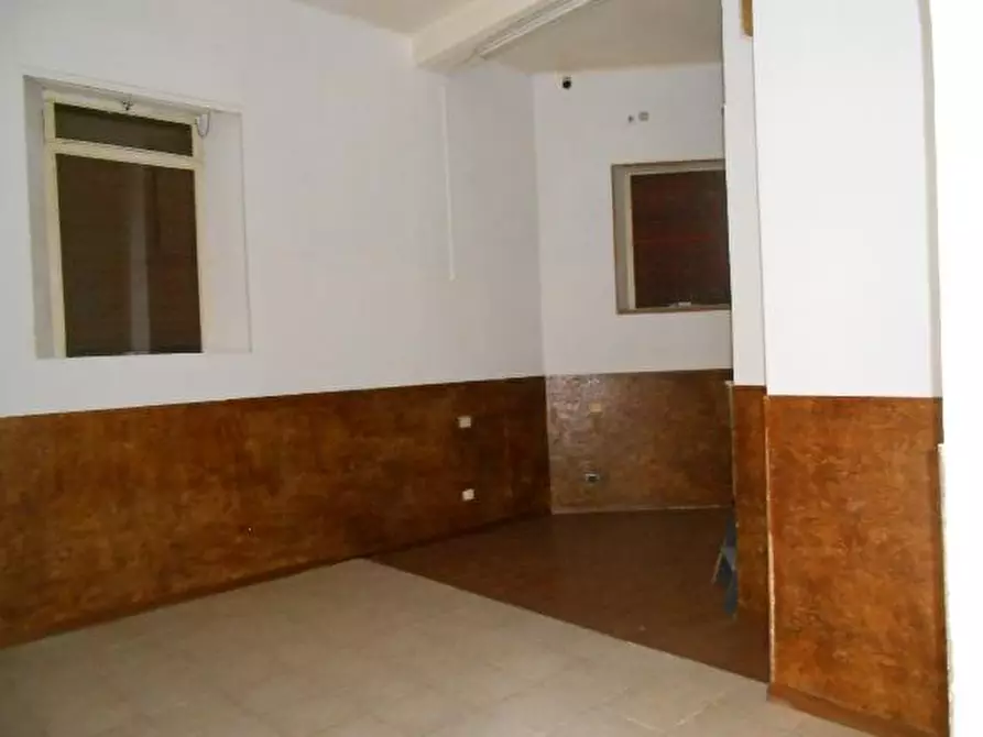 Immagine 1 di Locale residenziale in affitto  in VIA MACERATA, 31 a Ancona