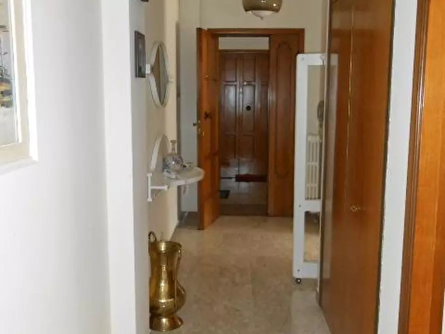 Immagine 12 di Appartamento in vendita  in VIA SALVONI, 5 a Jesi