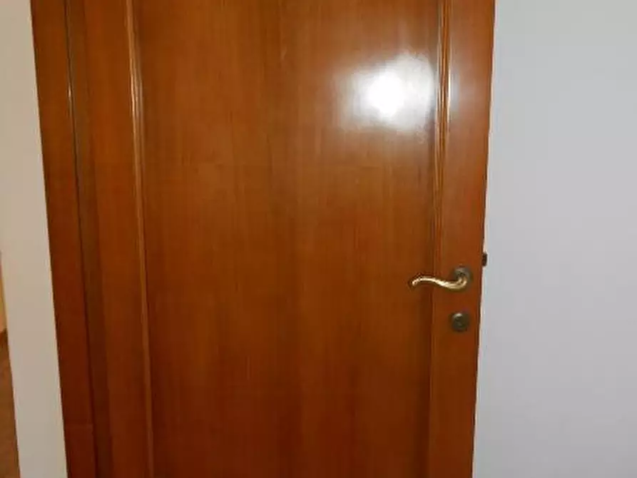 Immagine 14 di Appartamento in vendita  in VIA SALVONI, 5 a Jesi