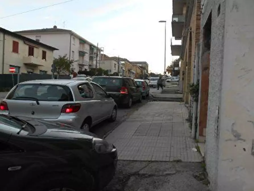 Immagine 8 di Locale commerciale in vendita  in VIA MAGGINI, 45 a Ancona