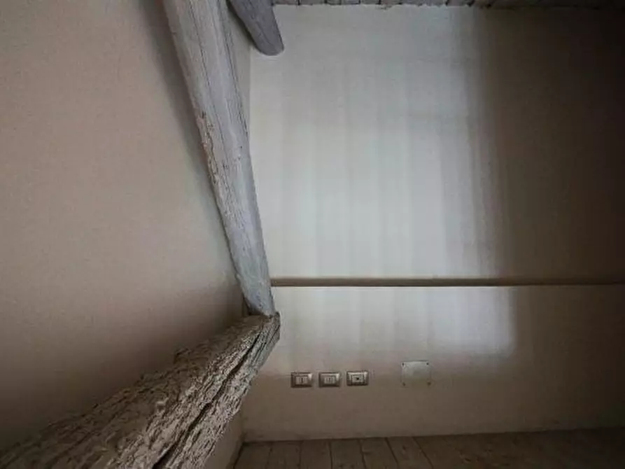 Immagine 3 di Appartamento in vendita  in PIAZZA ROSSELLI, 24 a Ancona