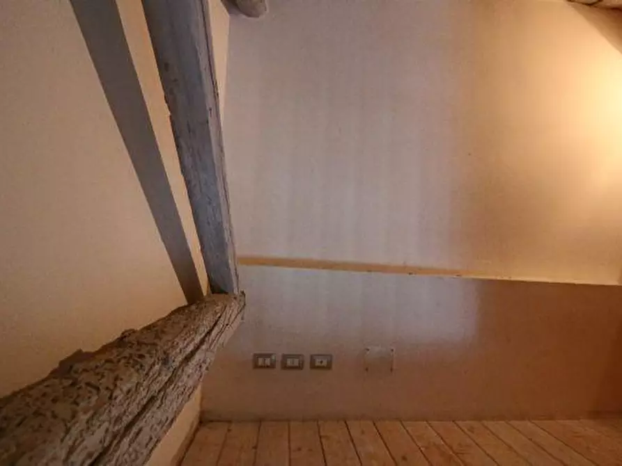 Immagine 5 di Appartamento in vendita  in PIAZZA ROSSELLI, 24 a Ancona