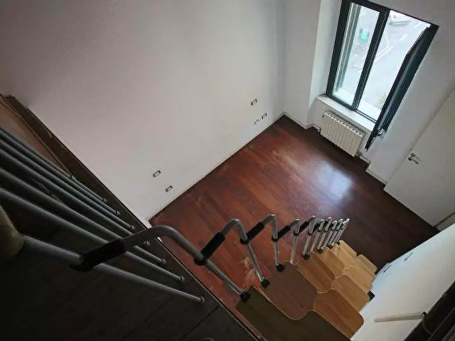 Immagine 6 di Appartamento in vendita  in PIAZZA ROSSELLI, 24 a Ancona