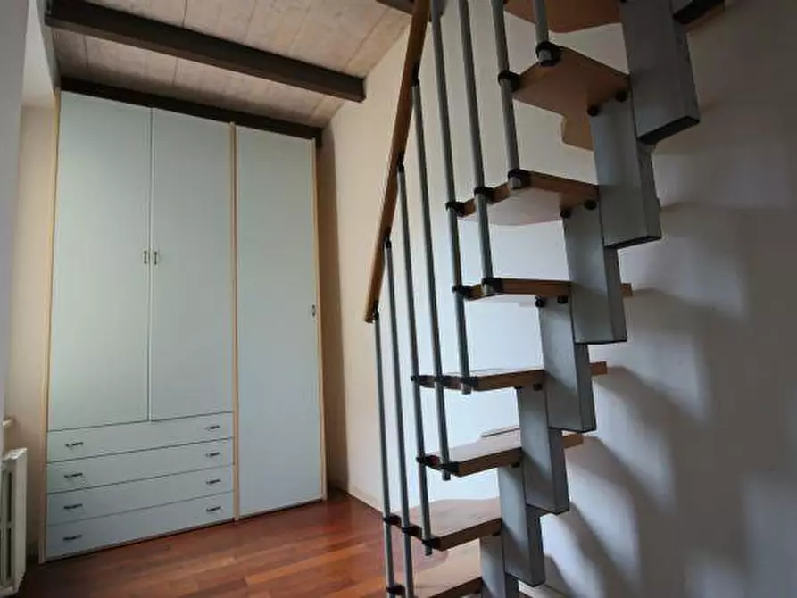 Immagine 17 di Appartamento in vendita  in PIAZZA ROSSELLI, 24 a Ancona