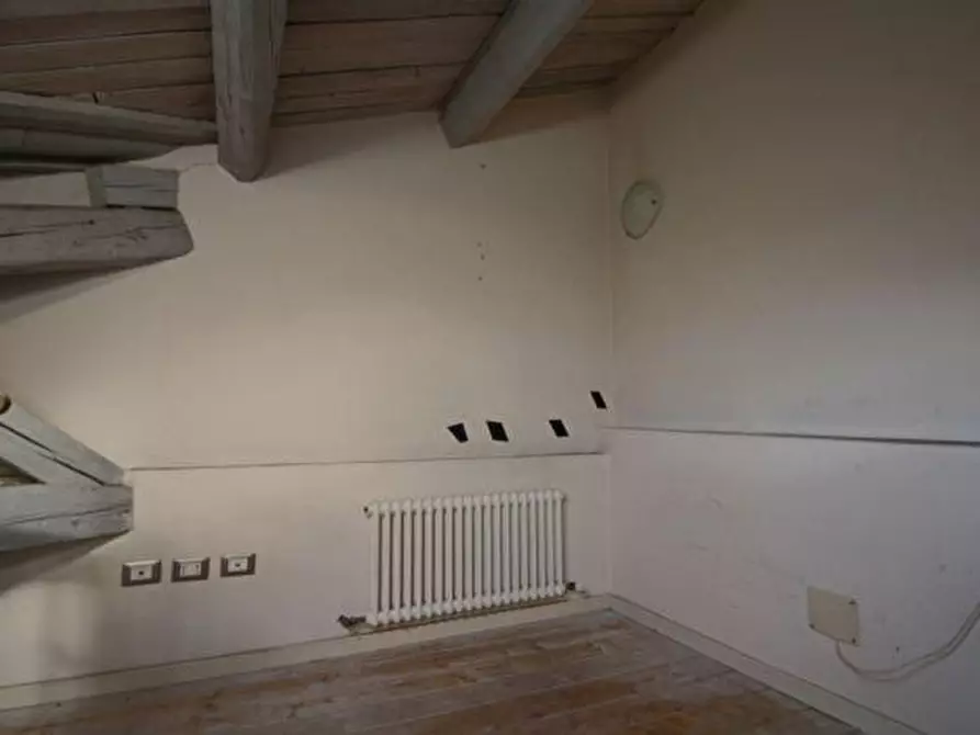 Immagine 19 di Appartamento in vendita  in PIAZZA ROSSELLI, 24 a Ancona