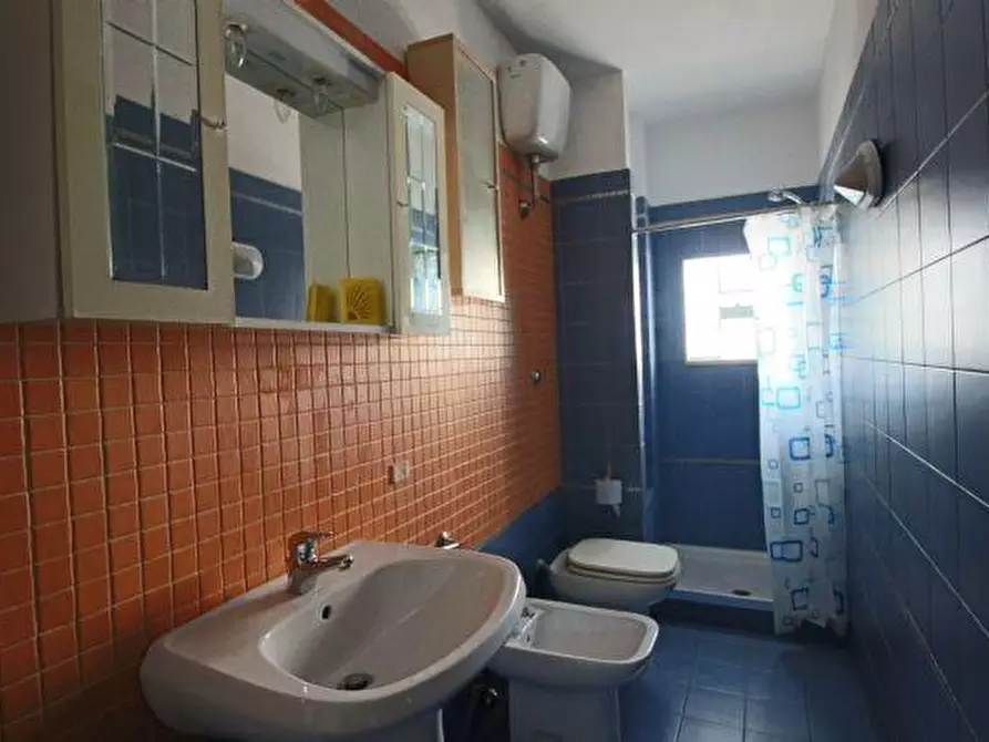 Immagine 20 di Appartamento in vendita  in PIAZZA ROSSELLI, 24 a Ancona