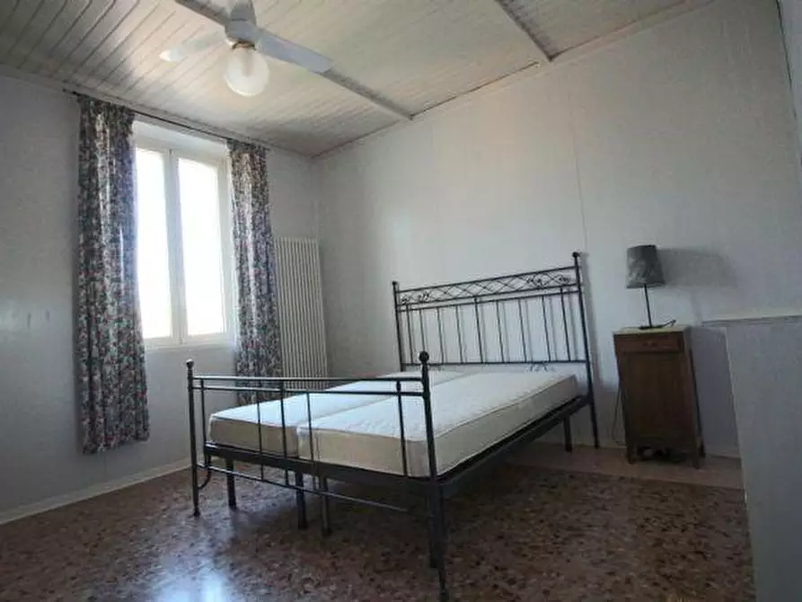 Immagine 2 di Casa indipendente in vendita  in VIA ANGELI DI VARANO, 235 a Ancona