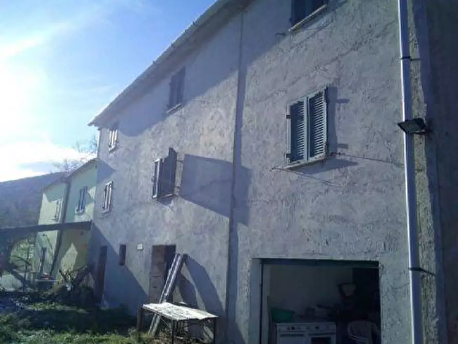 Immagine 3 di Porzione di casa in vendita  in VIA CERQUETO, 2 P0GGIOSAN VICINO, MC a Macerata