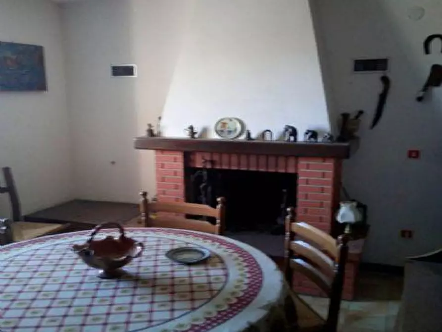 Immagine 9 di Porzione di casa in vendita  in VIA CERQUETO, 2 P0GGIOSAN VICINO, MC a Macerata