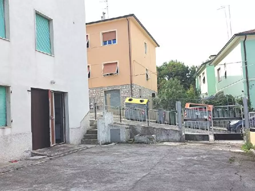Immagine 1 di Casa indipendente in vendita  in VIA ROSSINI,5 a Falconara Marittima