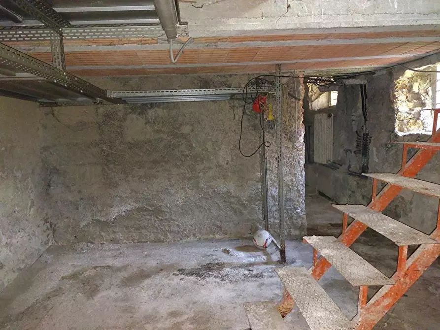 Immagine 4 di Locale residenziale in vendita  in VIA DELLE GRAZIE, 86 a Ancona