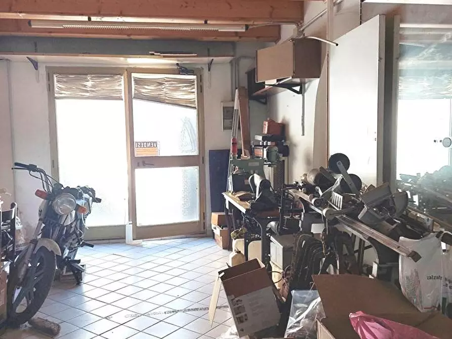 Immagine 1 di Locale residenziale in vendita  in VIA DELLE GRAZIE, 86 a Ancona