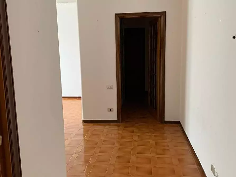 Immagine 10 di Appartamento in vendita  in VIA COLLEVERDE 7/F a Ancona