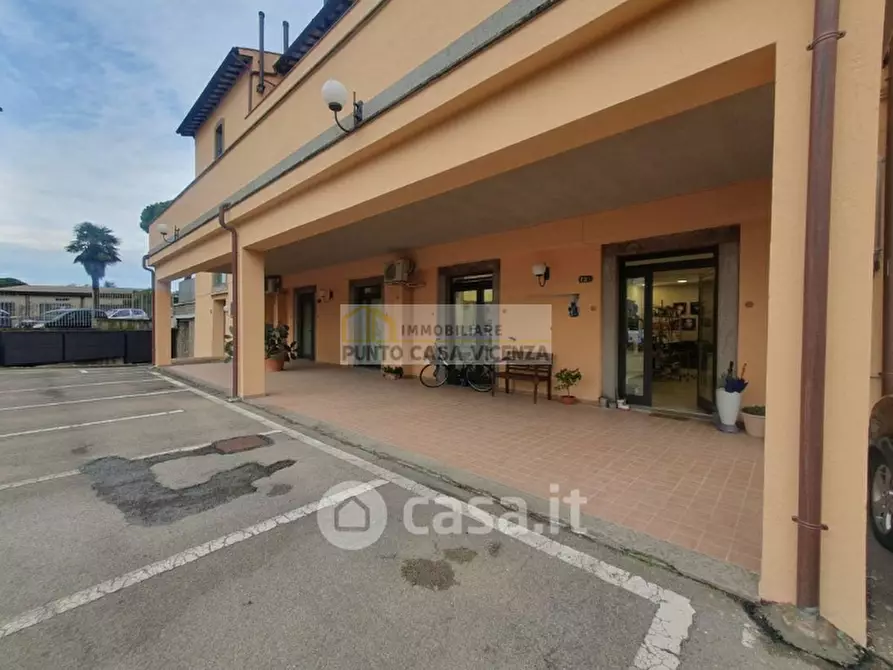 Immagine 2 di Negozio in vendita  in VIA SANT'AGOSTINO a Vicenza