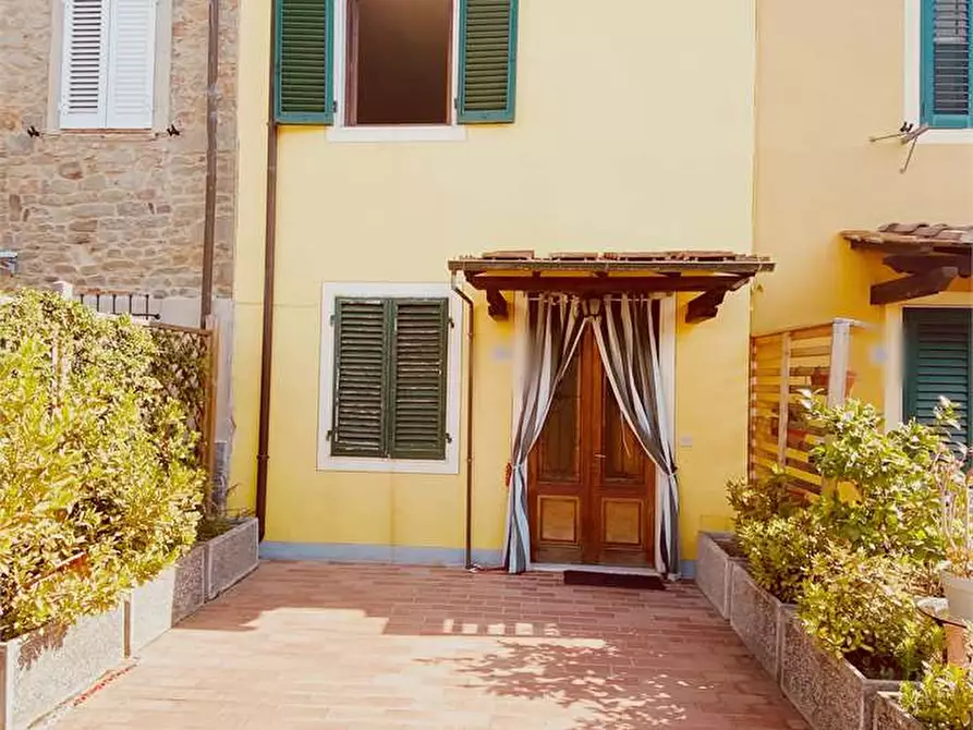 Porzione di casa in vendita in via paolinelli a Capannori