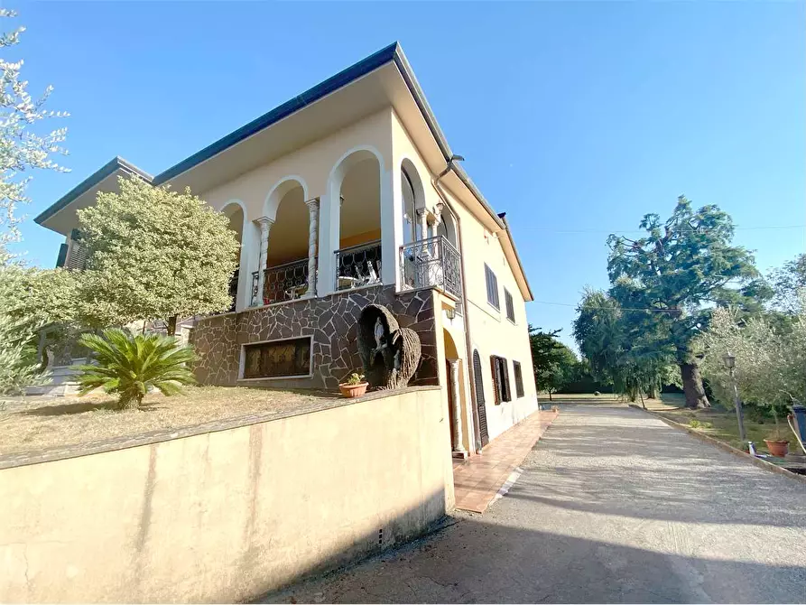 Villa in vendita in via delle ville 493 a Capannori
