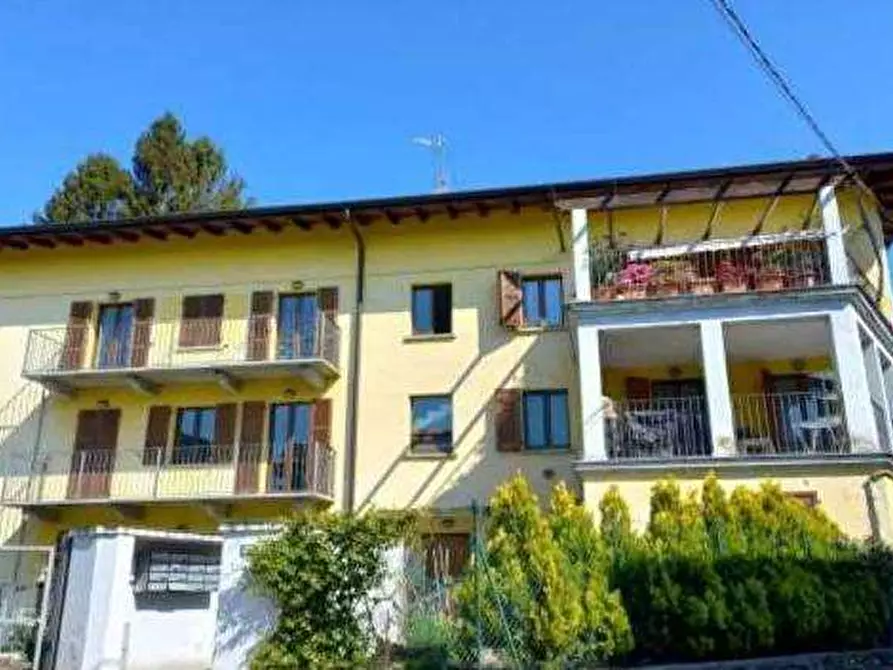 Appartamento in vendita in Via Dumenza 29 a Luino