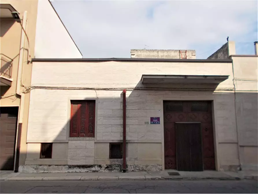 Casa indipendente in vendita in Via Giacomo Matteotti 29 a Acquaviva Delle Fonti