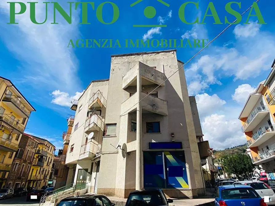 Appartamento in vendita in Via Francesco Caparello a Lamezia Terme