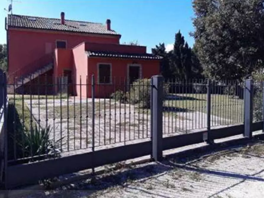 Villa in vendita in Strada di San Rocco 12 a Pesaro