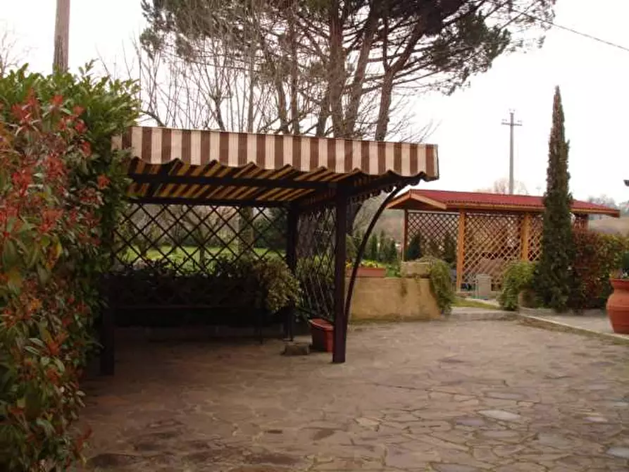 Immagine 3 di Villa in vendita  in Porcari a Porcari