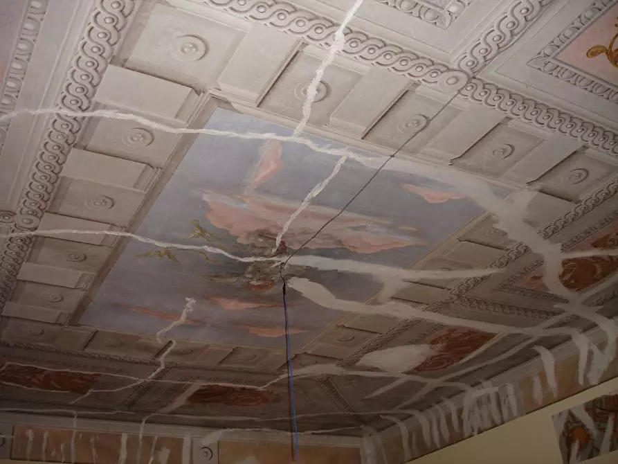 Immagine 8 di Stabile in vendita  in porcari a Porcari