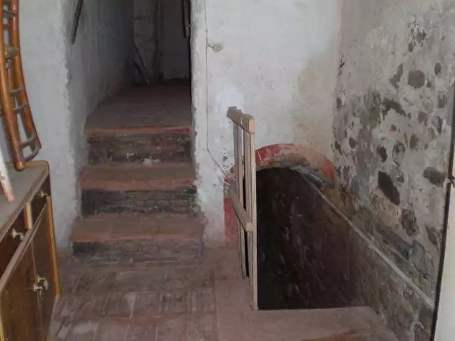 Immagine 4 di Porzione di casa in vendita  in san gennaro a Capannori