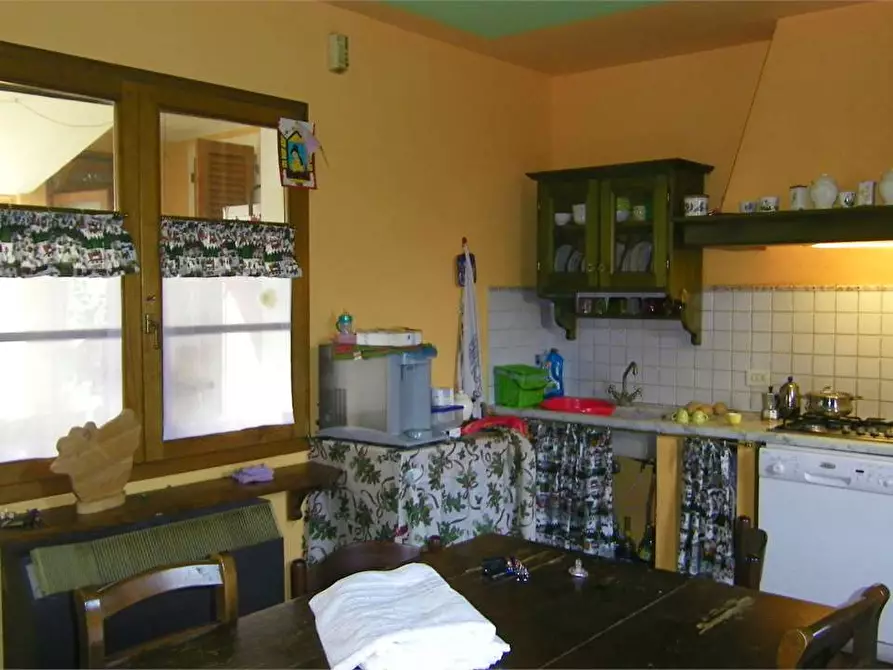 Immagine 7 di Villa in vendita  a Porcari