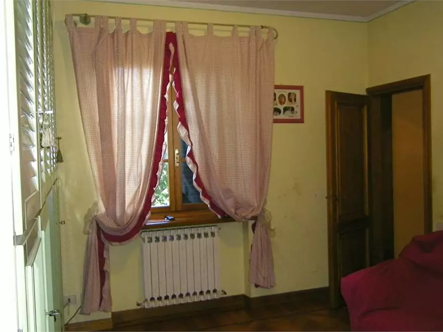 Immagine 10 di Villa in vendita  a Porcari