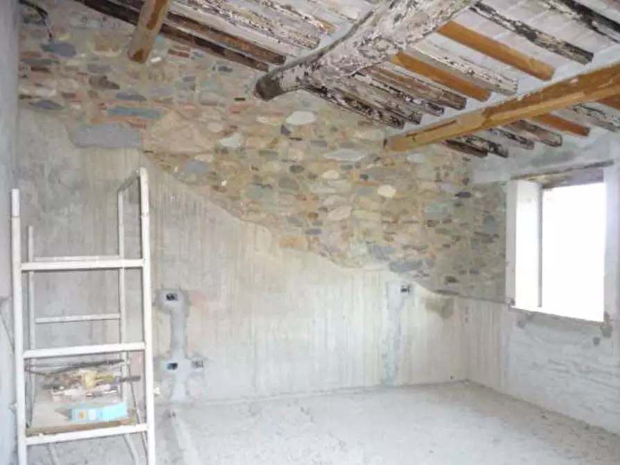 Immagine 3 di Porzione di casa in vendita  in via nuova a Capannori