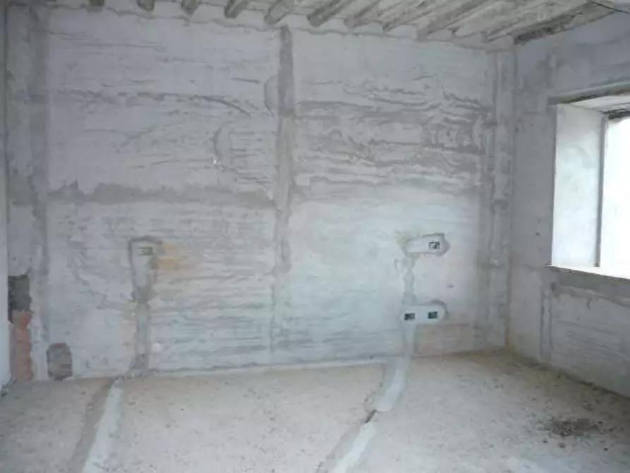 Immagine 4 di Porzione di casa in vendita  in via nuova a Capannori