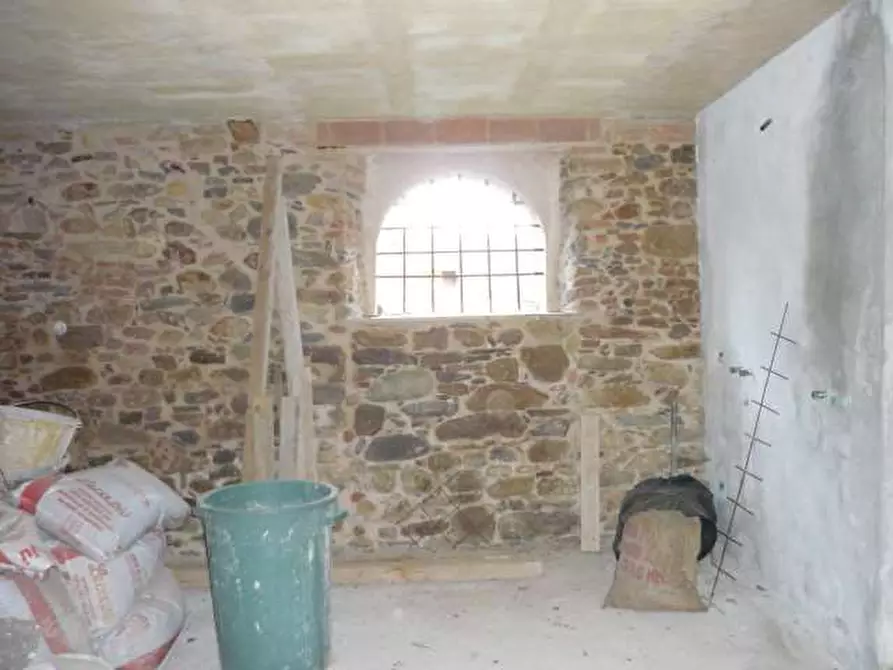 Immagine 7 di Porzione di casa in vendita  in via nuova a Capannori