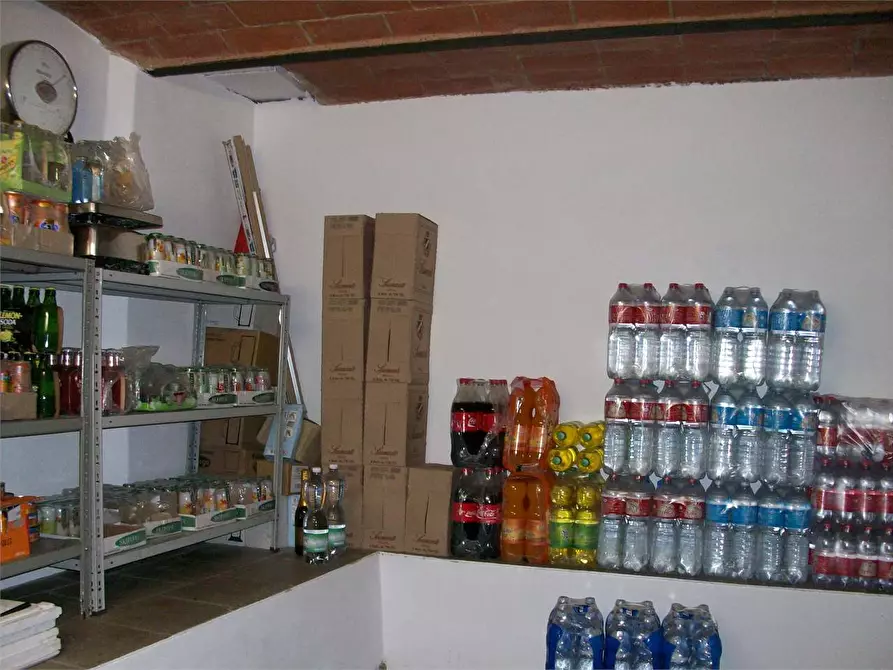 Immagine 5 di Negozio in vendita  in botticino a Villa Basilica