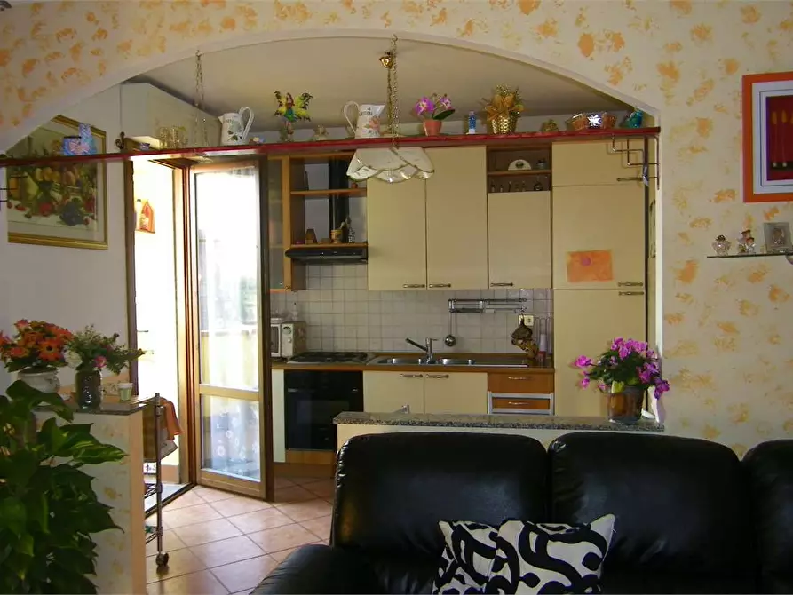 Immagine 1 di Appartamento in vendita  in badia pozzeveri a Altopascio