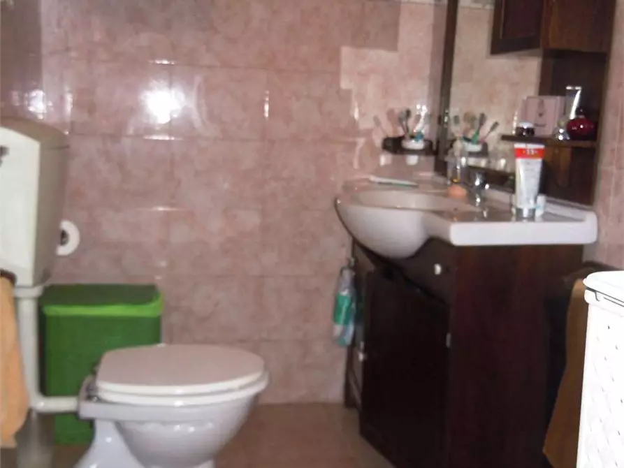 Immagine 18 di Porzione di casa in vendita  in capannori a Capannori