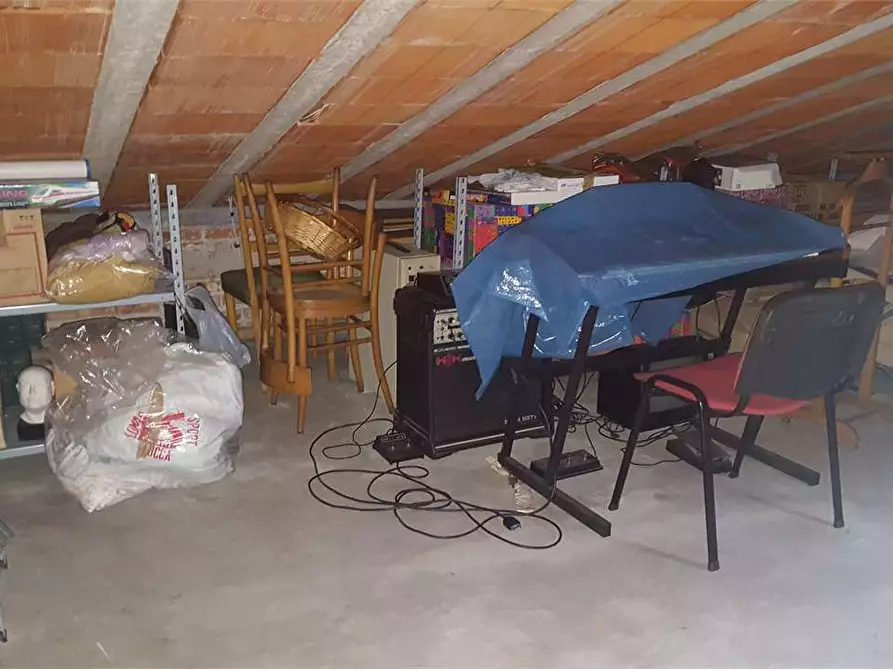 Immagine 22 di Villa in vendita  in san vito a Lucca