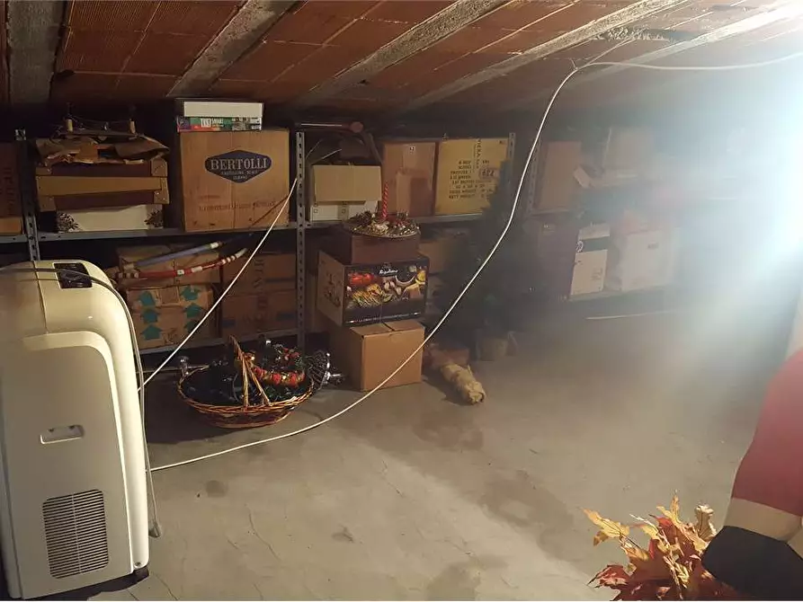 Immagine 21 di Villa in vendita  in san vito a Lucca