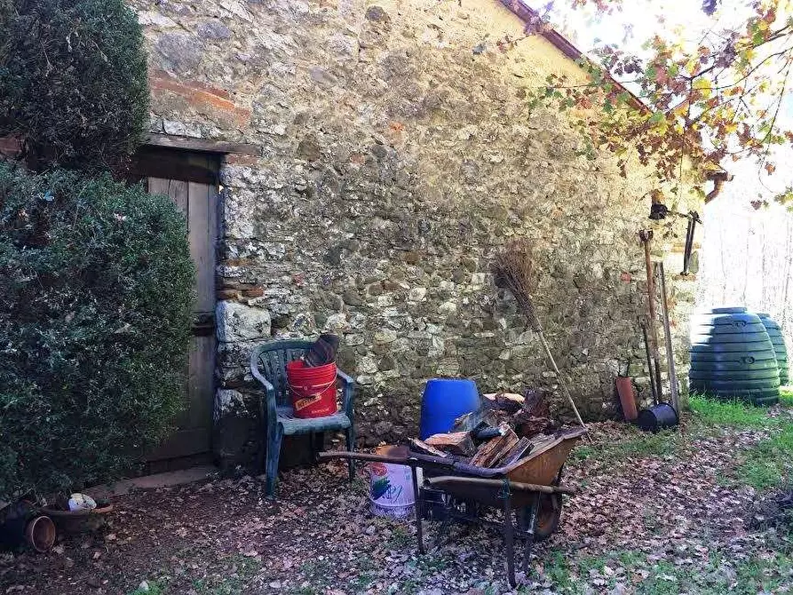 Immagine 20 di Rustico / casale in vendita  in via pieve per brancoli  a Lucca