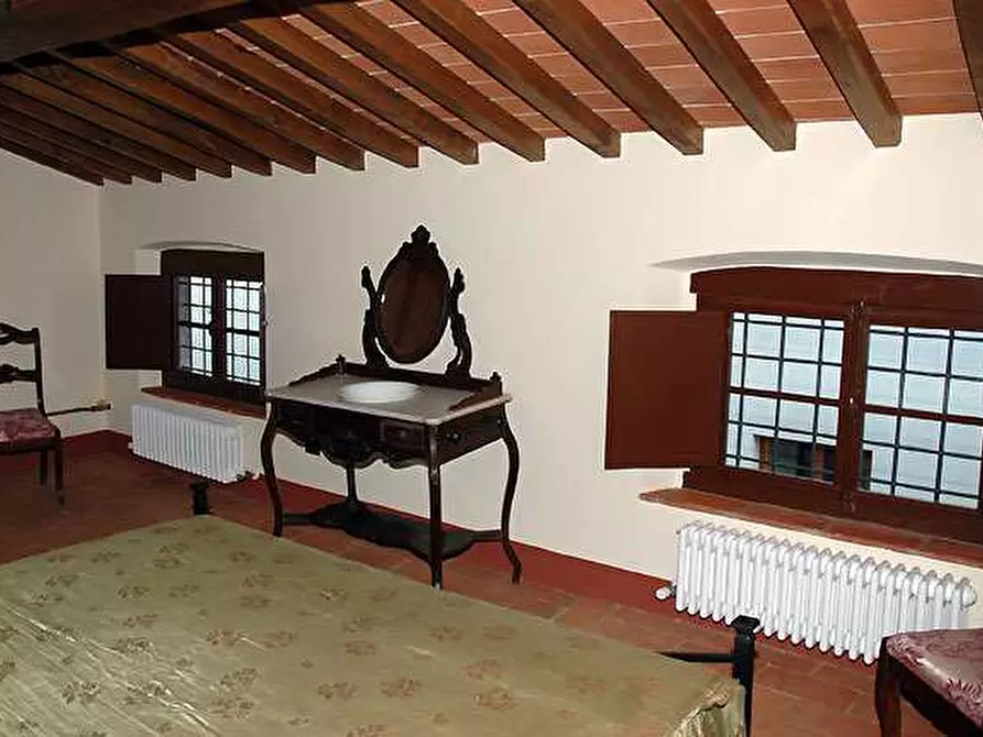 Immagine 30 di Stabile in vendita  in Montecarlo a Montecarlo