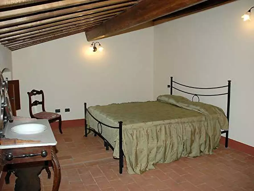 Immagine 28 di Stabile in vendita  in Montecarlo a Montecarlo